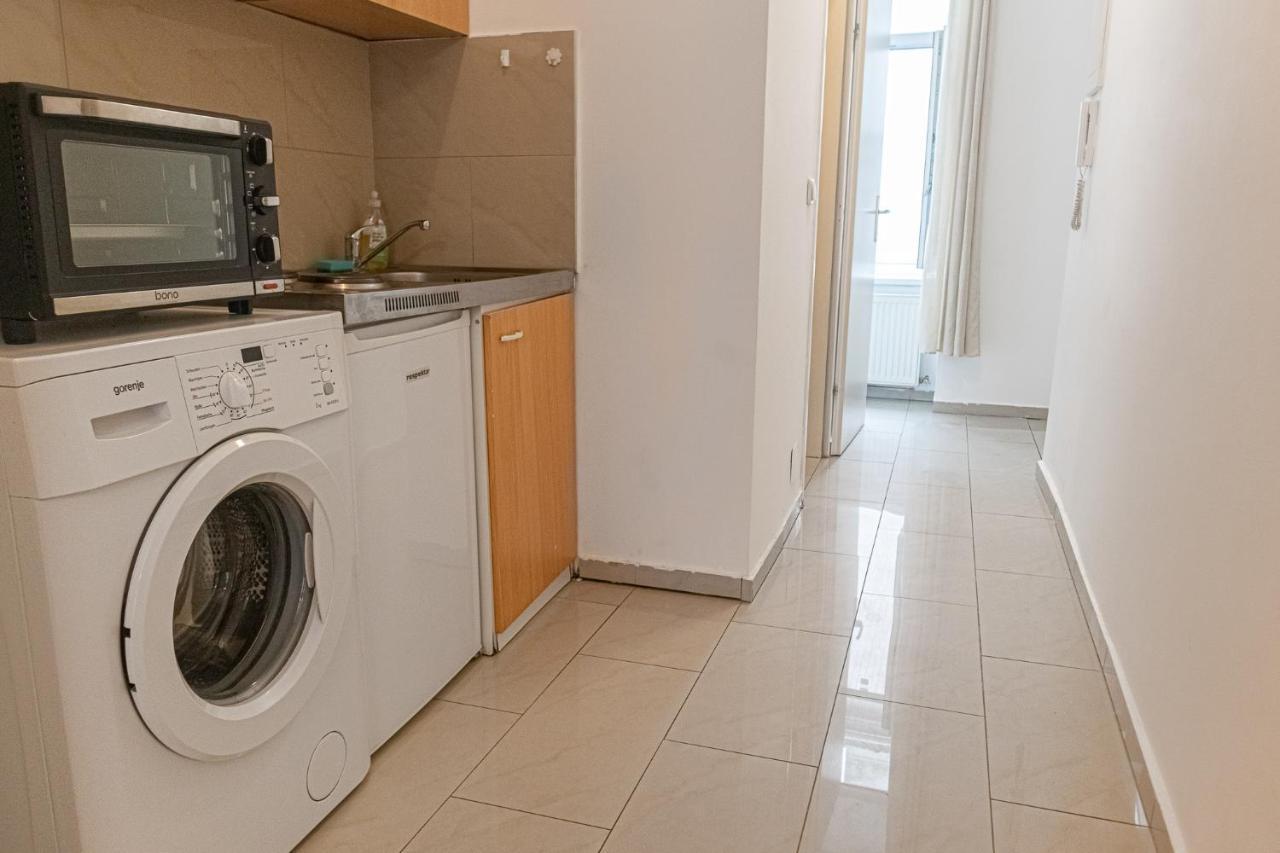Apartamento Peaceful 1Br Apt. Near Metro Station Langenfeldg. Viena Exterior foto